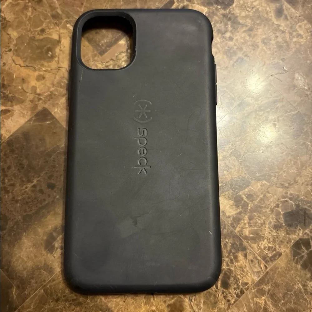 Apple iPhone 11 Unlocked - 64GB - Purple